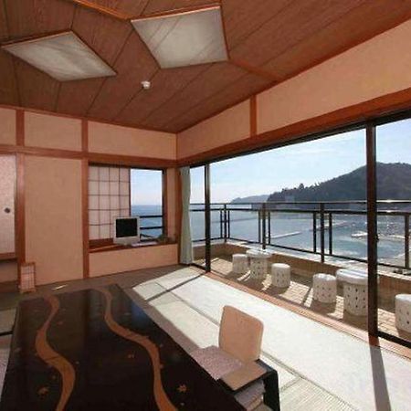Tsukino Sumika Atami Juraku Hotel Exterior foto